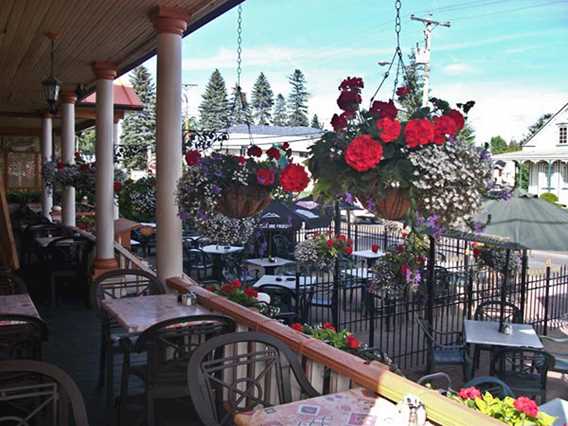 rôtisserie la victorienne-terrasse